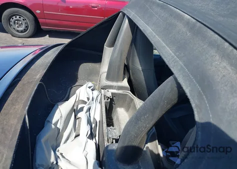 1998 BMW Z3 1.9 z USA, uszkodzony, nr VIN 4USCH733XWLE09566